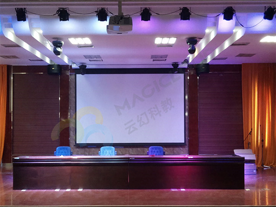 新疆維吾爾自治區(qū)兵團十二師三坪學校